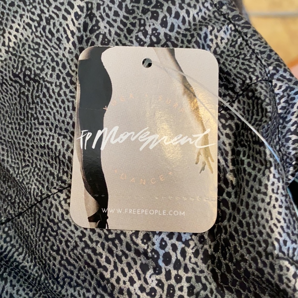 NWT Free People Cropped Jacket - Picture 6 of 7